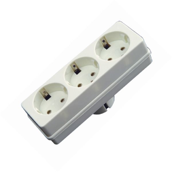 Adaptador triple.